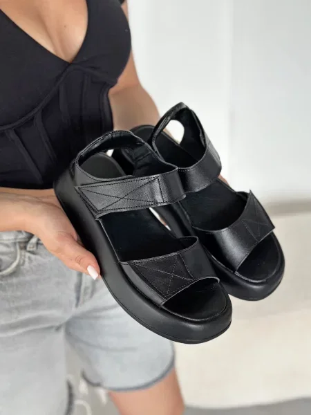 Шкіряні Босоніжки INNOE чорний