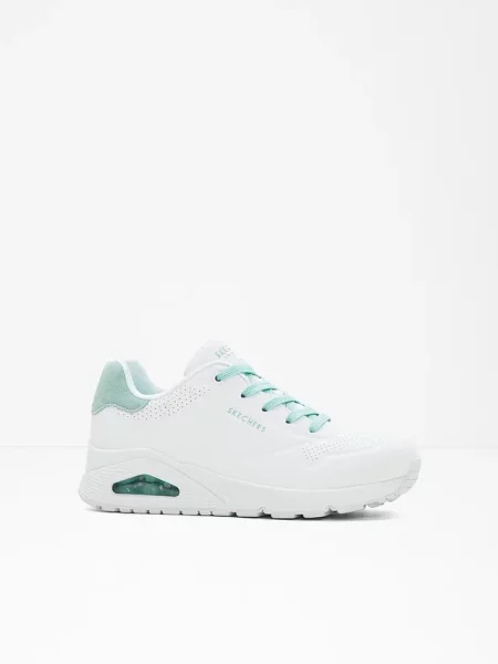 Sneakersy marki Skechers z pianką memory białe