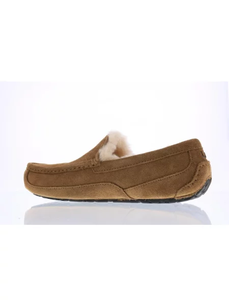 UGG Kapcie skórzane Ascot brązowe