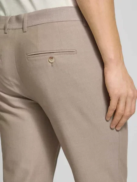 Spodnie o kroju skinny fit z wpuszczanymi model ‘MAliam’ Matinique beżowe