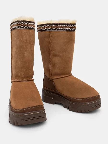 UGG cizme de iarna Classic Tall Trailgazer maro