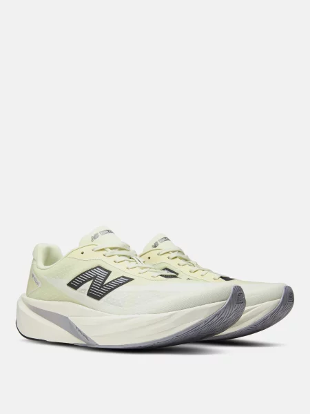 Кроссовки New Balance FuelCell желтые