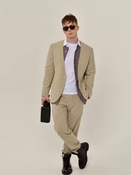 Костюм Andreas Moskin в деловом стиле бежевый