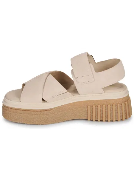 Pantofi Clarks bej