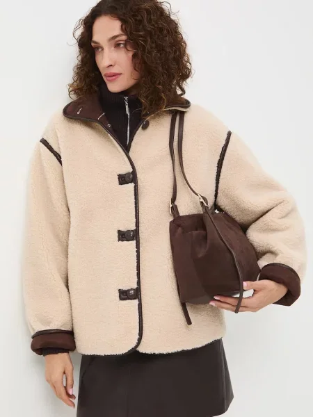 Яке Medicine бежово