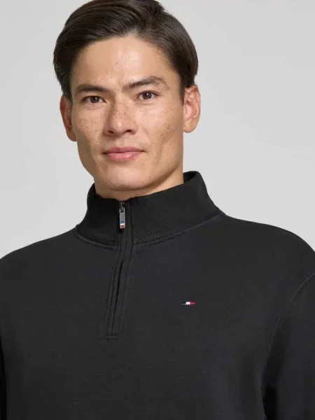 Sweter Hechter Paris z logo czarny
