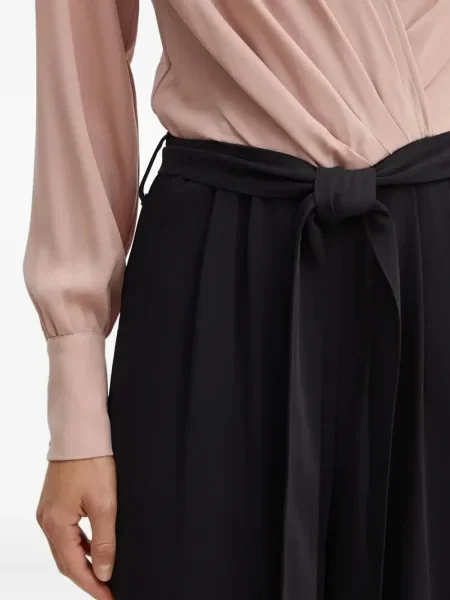 Salopetă Silvian Heach plisată roz