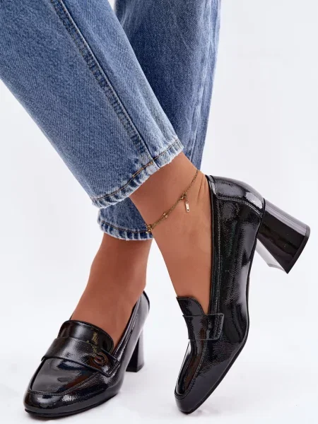 Полуотворени обувки Vinceza черно