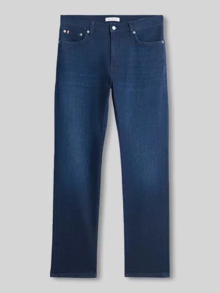 Jeansy o kroju regular fit z ciemnym wykończeniem stylizowana na denim Tommy Hilfiger niebieskie