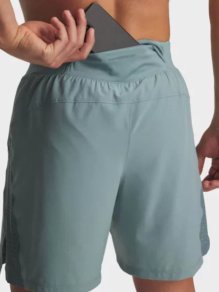 Спортивные шорты Under Armour зеленые