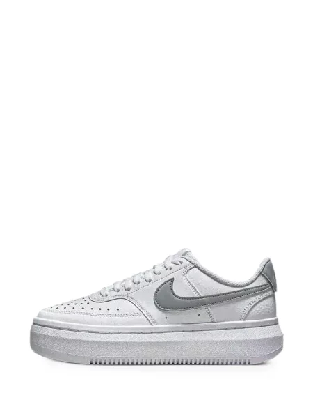 Sacou Nike cu platformă alb