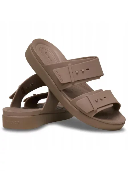 Sandały dla Kobiet Crocs Brooklyn Buckle Low. brązowe