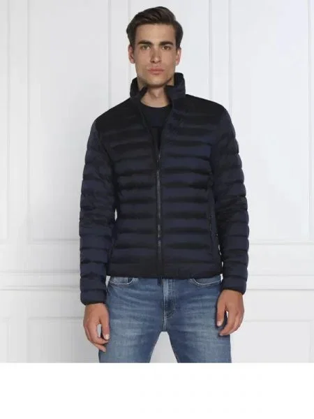 GUESS De puf geacă