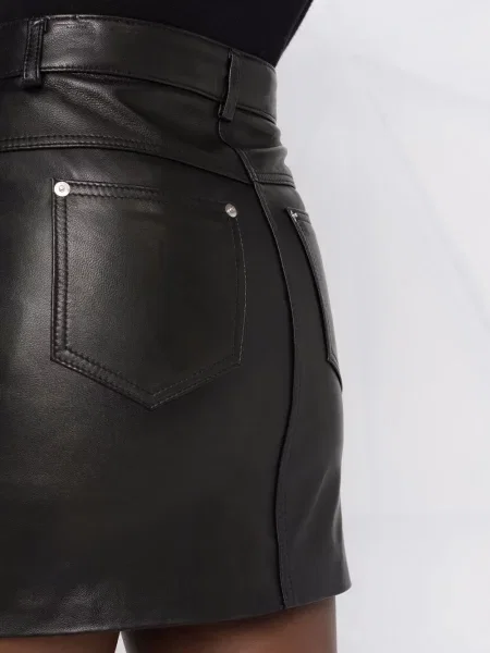 Fustă din piele Manokhi cu 5 buzunare negru