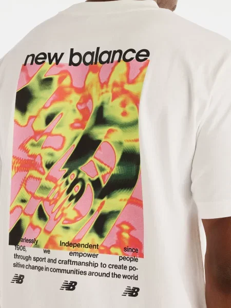 Футболка New Balance біла