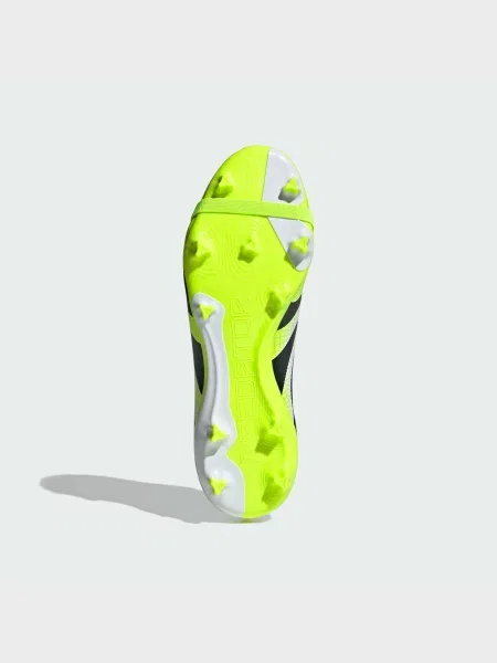 Кроссовки Adidas Predator белые