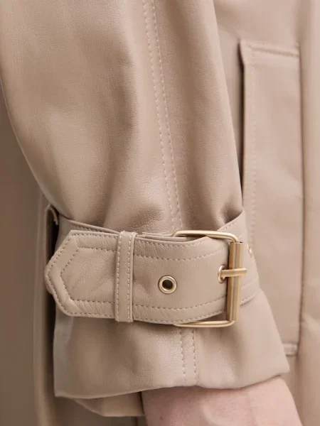 Пальто Guess