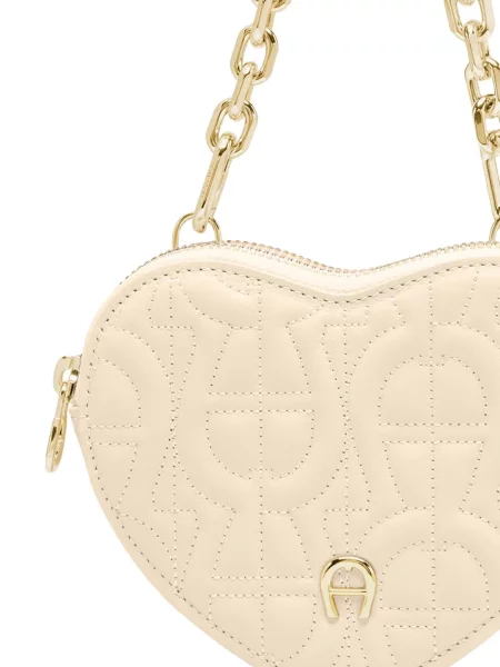 Ватиран чанта Aigner със сърца