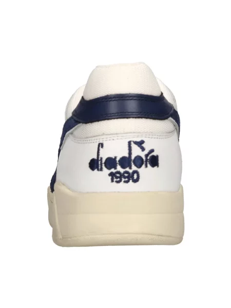 Sneakersy Diadora skórzane z przetarciami białe
