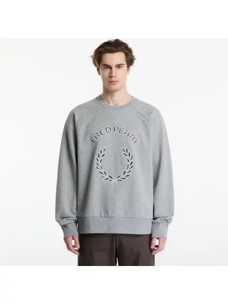 Кариран суитчър Fred Perry с апликация