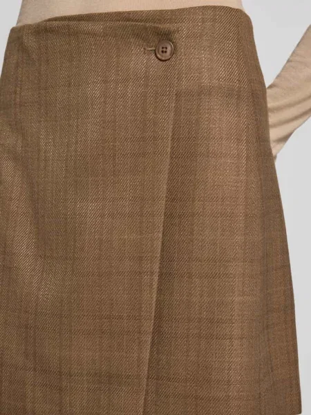 Spódnica mini w kopertowym stylu model Kanille' Mbym