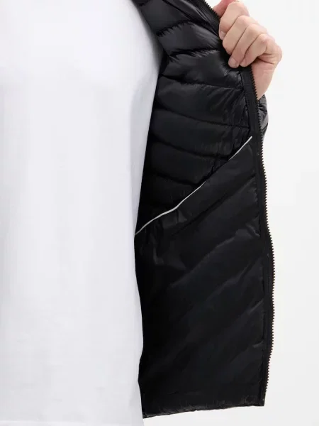 Helly Hansen férfi pehelydzseki STOWE DOWN JACKET fekete