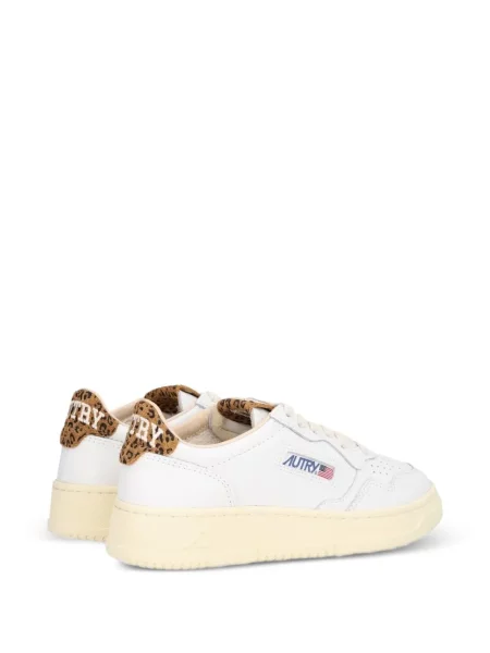 Δερμάτινα sneakers Autry λευκό