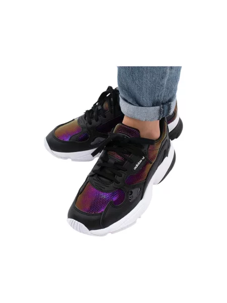 Félcipő Adidas fekete