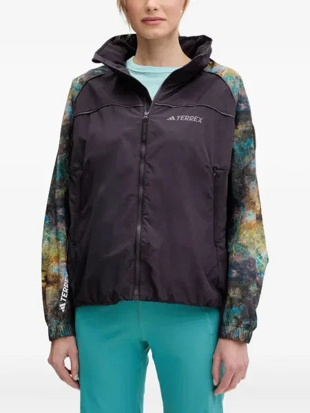 Кожени маратонки Adidas Terrex на райета с принт розово