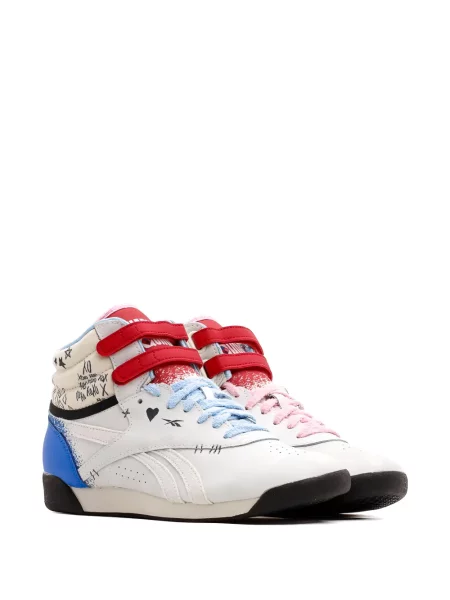 Sneakerși Reebok cu imagine cu bretele