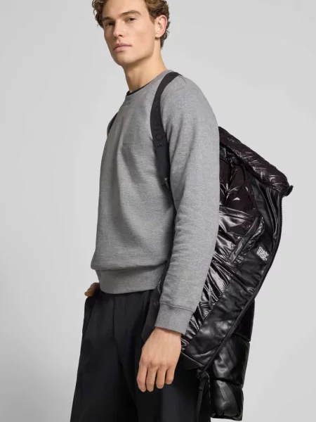 Kurtka w stylu puffer w kroju regular fit z naszywką z logo model Coen' Khujo czarna