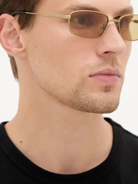 Солнцезащитные очки Jacquemus золотые