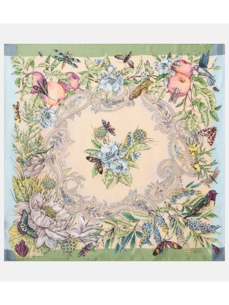 Svilen šal Etro s cvetličnim vzorcem