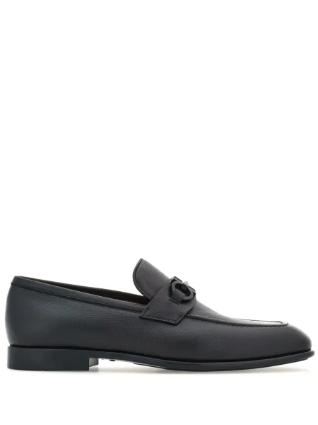 Pantofi loafer Ferragamo din piele cu cataramă negru