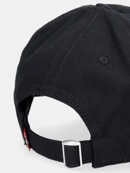 LEVI'S ® Șapcă / alb negru