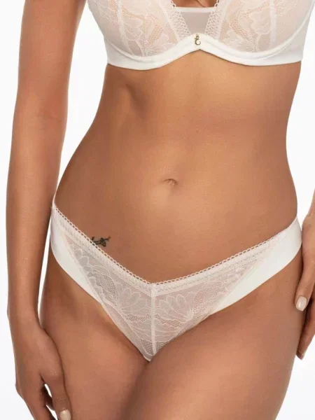 Женские трусики стринг с кружевом