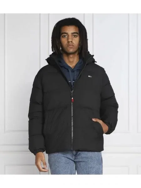 Tommy Jeans Steppelt kabát Essential fekete