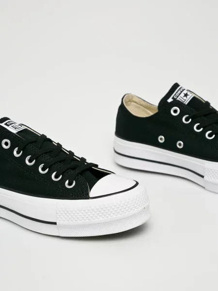 Converse Tenisky čierna