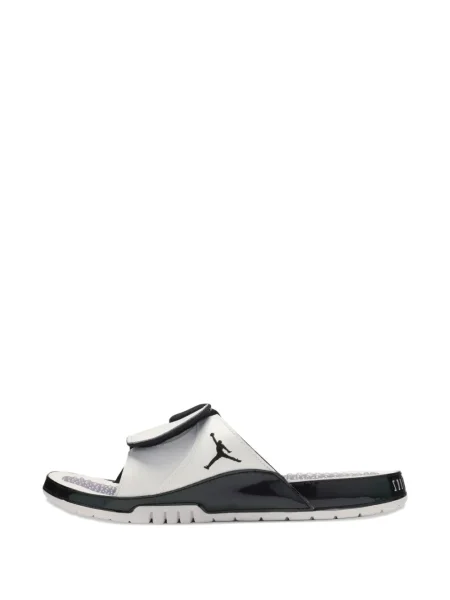 Papuci Jordan cu broderie negru