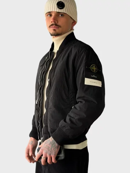 Бомбер Stone Island с камнями черный