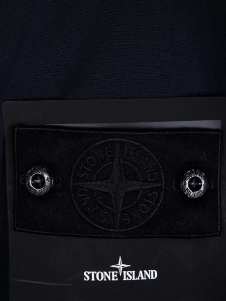 Lung geacă Stone Island cu glugă cu strasuri negru
