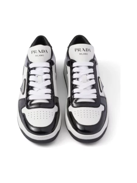 Sneakersy Prada skórzane z logo białe