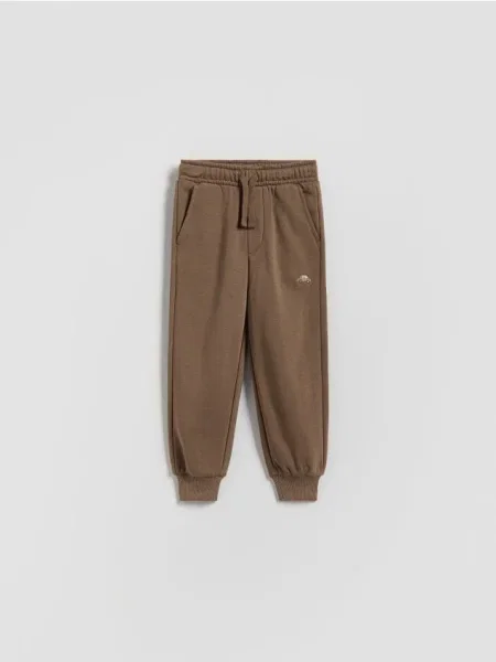 Reserved Pantaloni jogger din maro