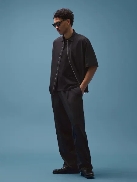 Bershka Pantaloni negru