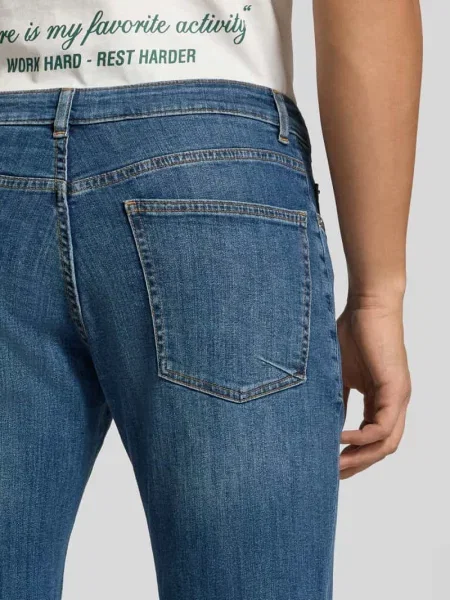 Jeansy o kroju slim fit z klasycznym 5 kieszeni Review niebieskie