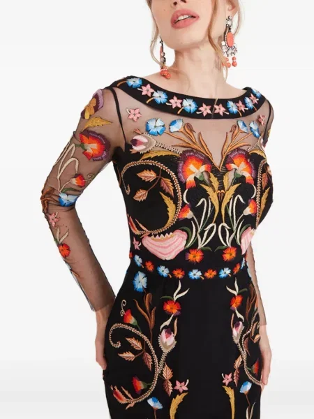 Rochie Temperley London cu broderie cu model floral de costum negru