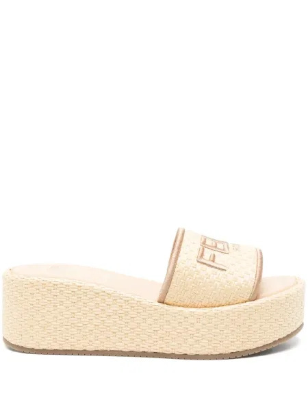 Сандали Fendi бродирани бежово