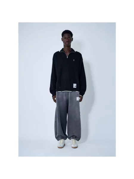 Sweter Mihara Yasuhiro z przetarciami czarny