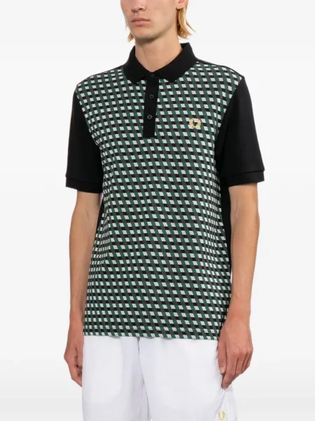 Поло тениска Fred Perry с принт черно