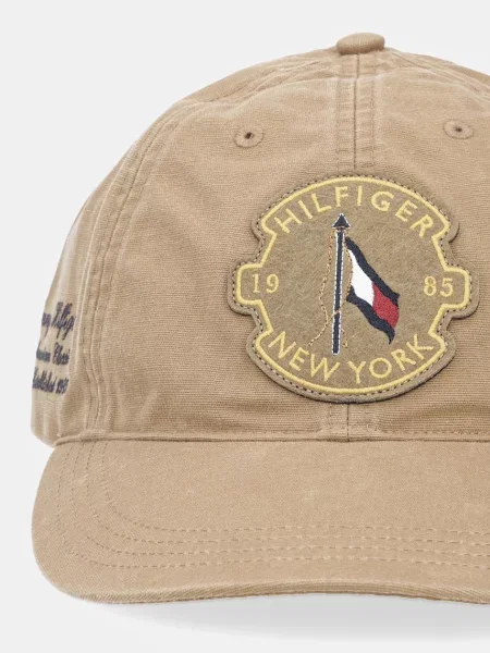 Tommy Hilfiger bejzbolska kapa rjava
